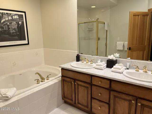 $1,995,000 | 74 Cresta Road, Unit 306, Edwards, CO 81632