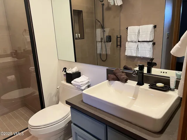 $1,995,000 | 74 Cresta Road, Unit 306, Edwards, CO 81632