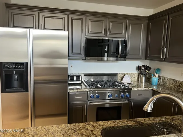 $1,995,000 | 74 Cresta Road, Unit 306, Edwards, CO 81632