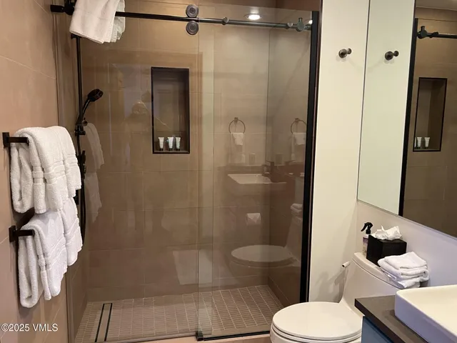 $1,995,000 | 74 Cresta Road, Unit 306, Edwards, CO 81632