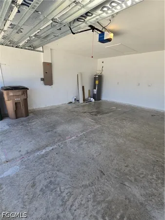 $2,000 | 2122 Northeast 13th Place, Cape Coral, FL 33909