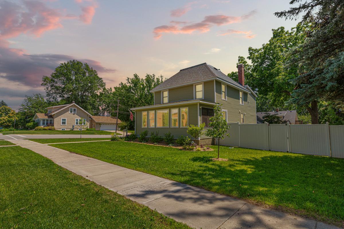 701 3rd Street West Northfield, MN 55057 - Photo 2 of 51