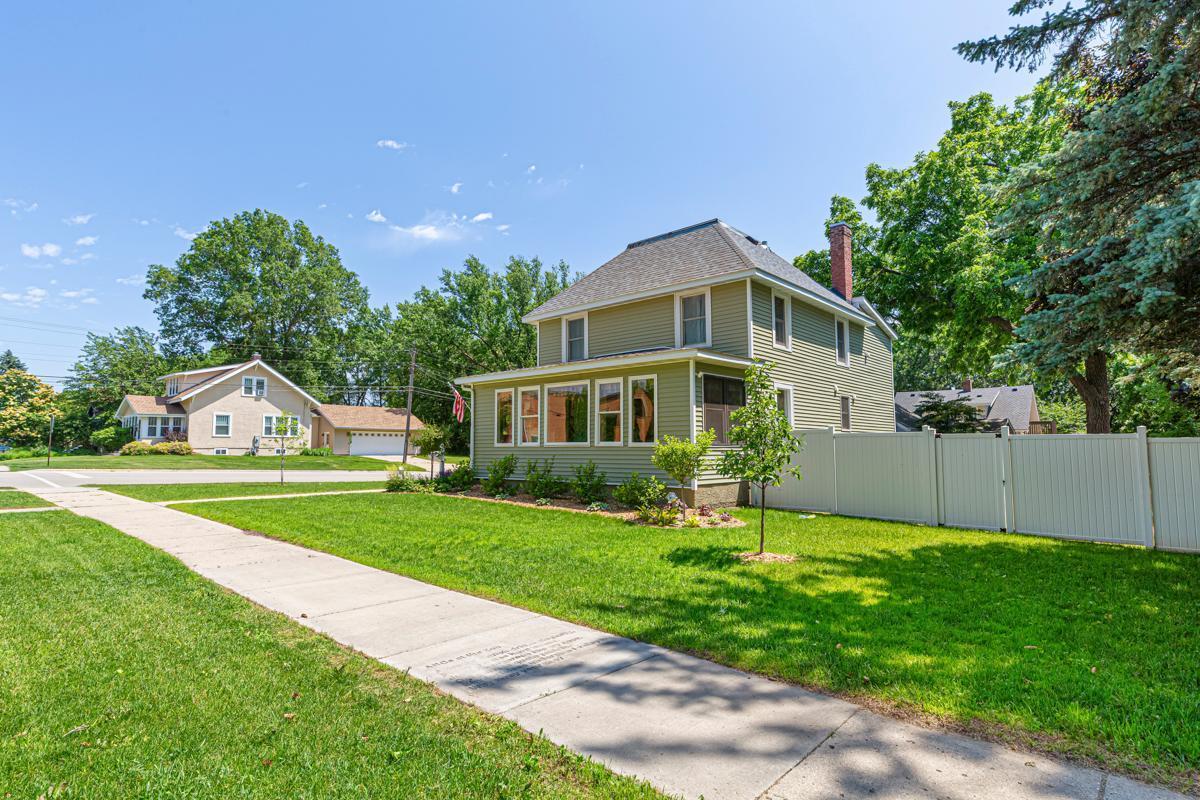 701 3rd Street West Northfield, MN 55057 - Photo 3 of 51