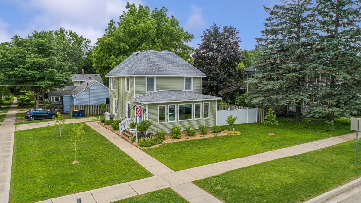 701 3rd Street West Northfield, MN 55057 - Photo 7 of 51