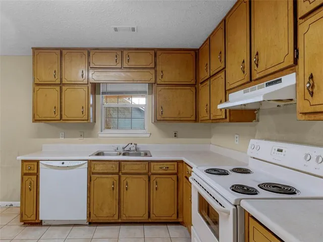 $199,900 | 95 Rosewood Drive, McDonough, GA 30253