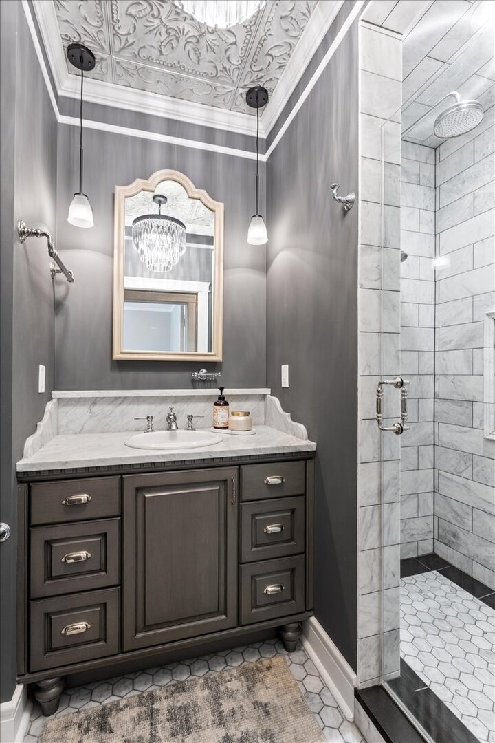 609 West Addison Street, Unit 2 Chicago, IL 60657 - Photo 20 of 30 Gallery Image 20