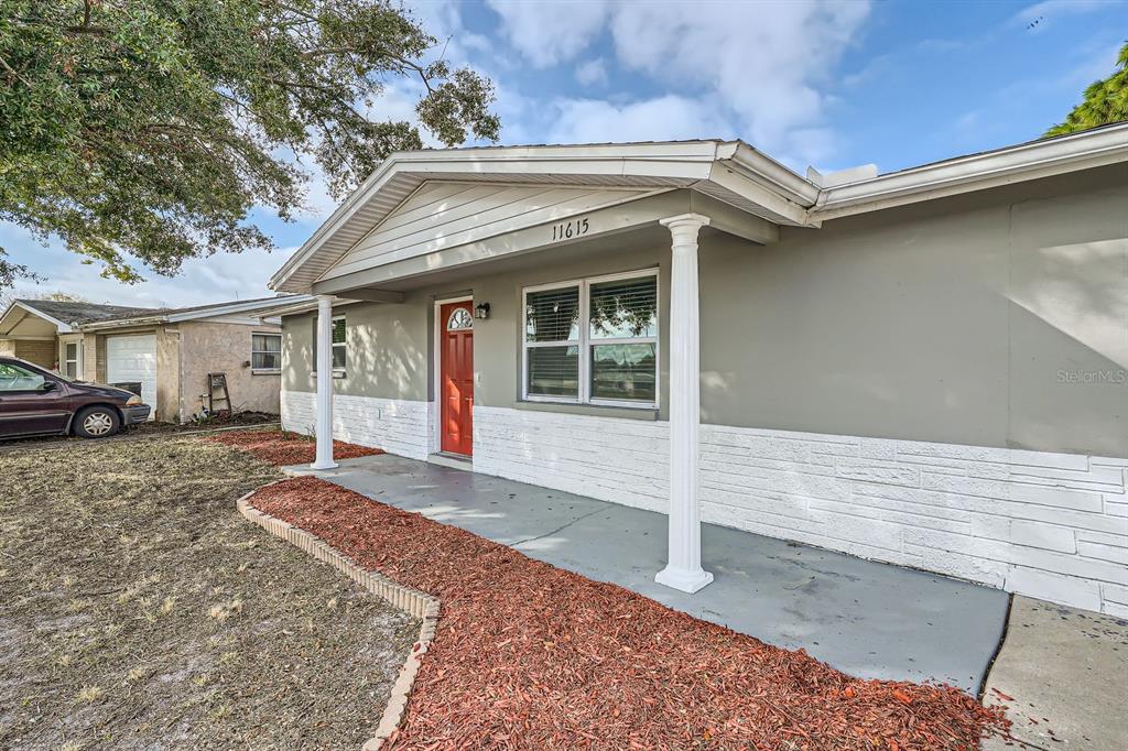 11615 Meadow Drive Port Richey, FL 34668 - Photo 3 of 28