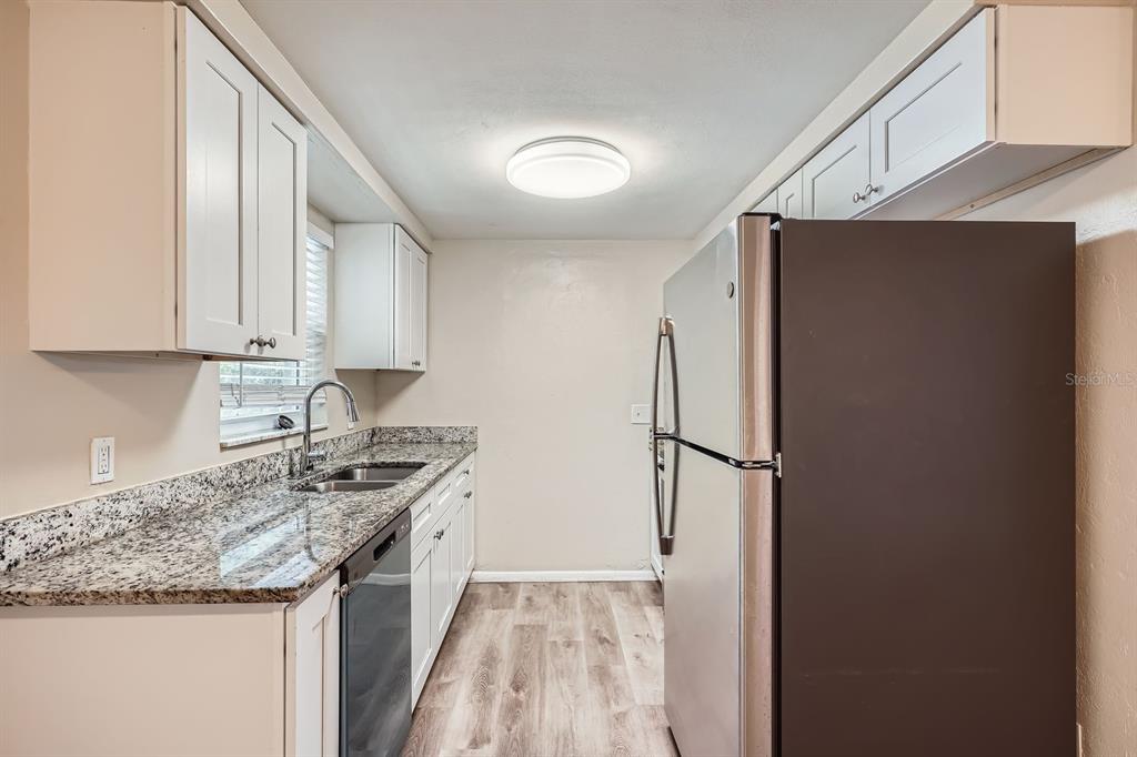 11615 Meadow Drive Port Richey, FL 34668 - Photo 5 of 28