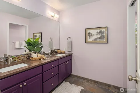 $2,395,000 | 111 210th Place Northeast, Sammamish, WA 98074