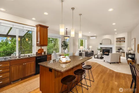 $2,395,000 | 111 210th Place Northeast, Sammamish, WA 98074