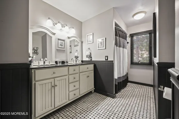 $1,199,999 | 72 Fox Chase Court, Freehold, NJ 07728