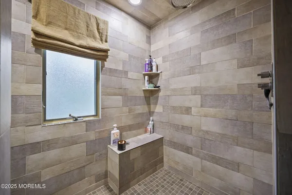 $1,199,999 | 72 Fox Chase Court, Freehold, NJ 07728