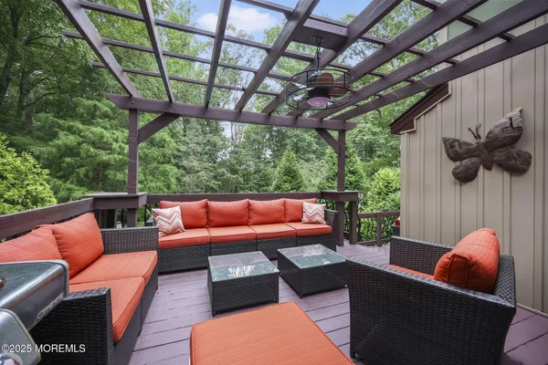 $1,199,999 | 72 Fox Chase Court, Freehold, NJ 07728