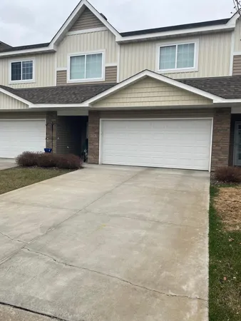 $275,000 | 8585 Gateway Circle, Monticello, MN 55362