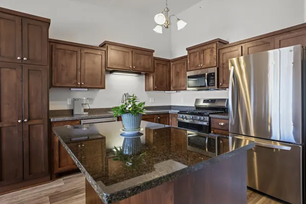 $275,000 | 8585 Gateway Circle, Monticello, MN 55362