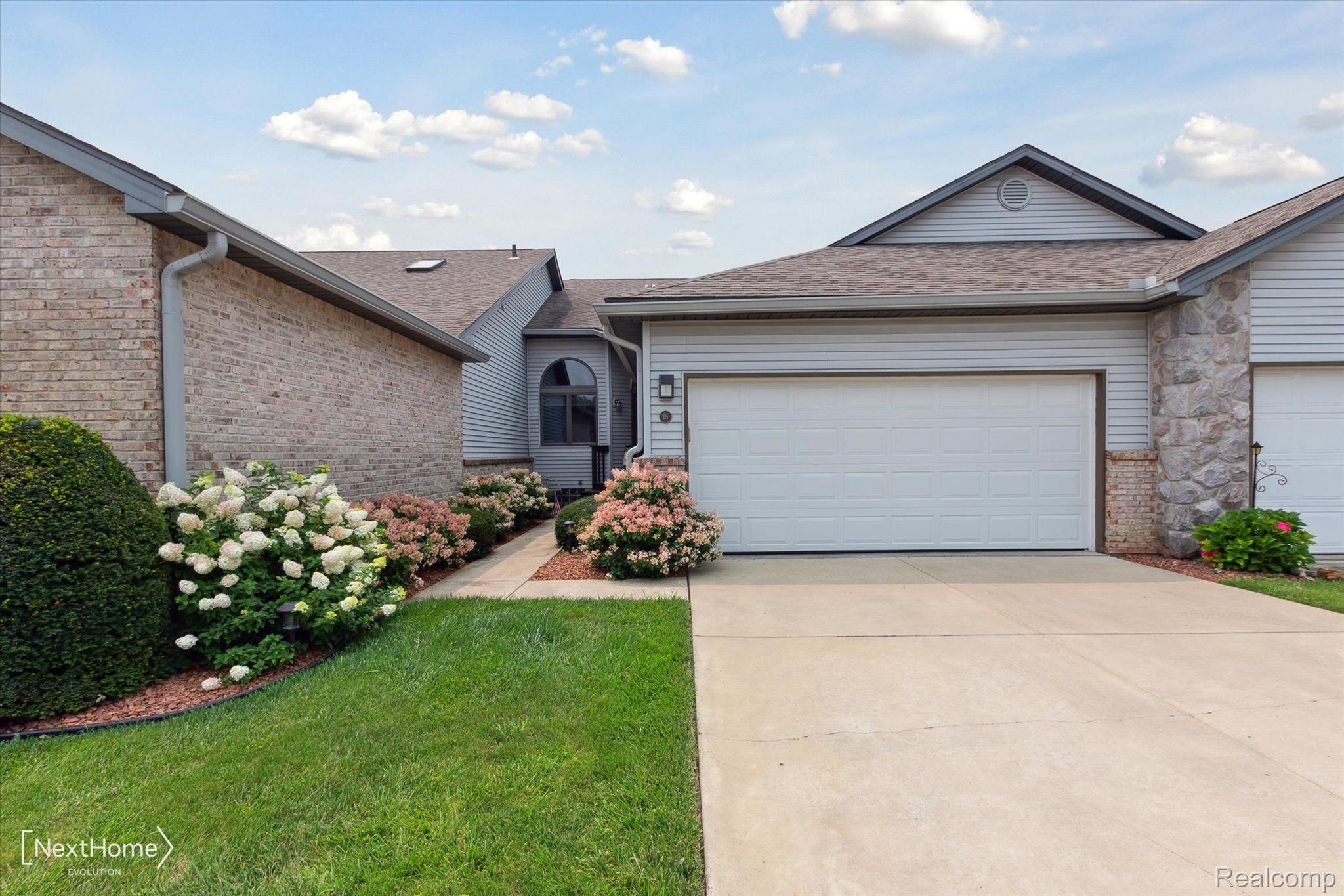 5840 East Dunbar Road, Unit 18 Monroe, MI 48161 - Photo 1 of 52