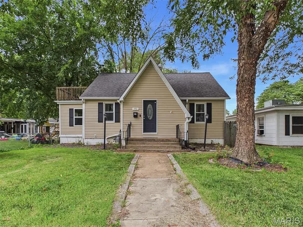 $150,000 | 1911 North Charles Street, Belleville, IL 62221