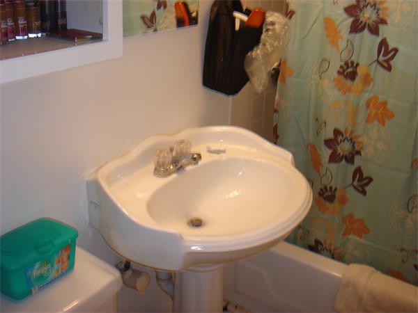 51 Newman Road, Unit 2 Malden, MA 02148 - Photo 4 of 12 Gallery Image 4