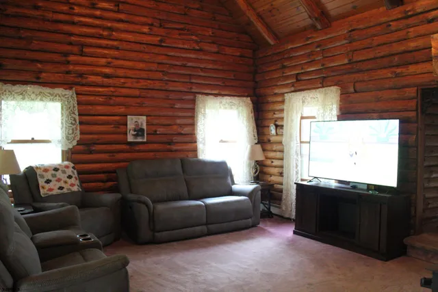 $525,000 | 113 Deerwood Avenue, Milmay, NJ 08340