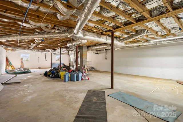 $350,000 | 21 Duck Drive, Unit 2, Mars Hill, NC 28754