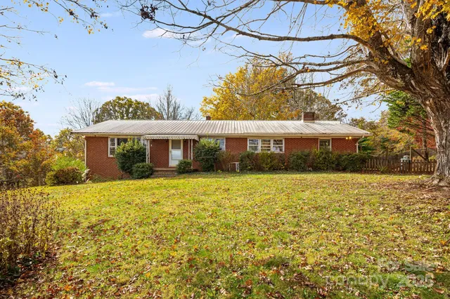 $350,000 | 21 Duck Drive, Unit 2, Mars Hill, NC 28754