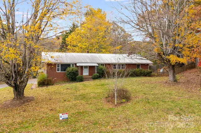 $350,000 | 21 Duck Drive, Unit 2, Mars Hill, NC 28754