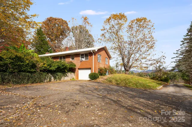 $350,000 | 21 Duck Drive, Unit 2, Mars Hill, NC 28754