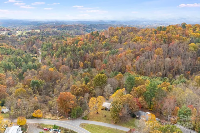 $350,000 | 21 Duck Drive, Unit 2, Mars Hill, NC 28754