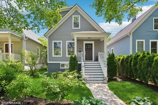 $790,000 | 1710 Lake Street, Evanston, IL 60201