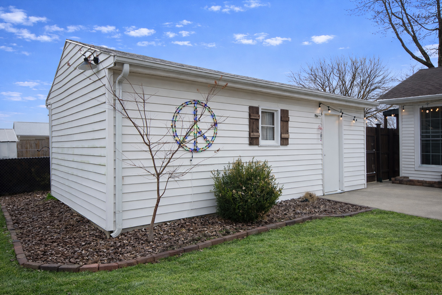 617 Orchard Street Dixon, IL 61021 - Photo 6 of 32 a view of a house with a yard