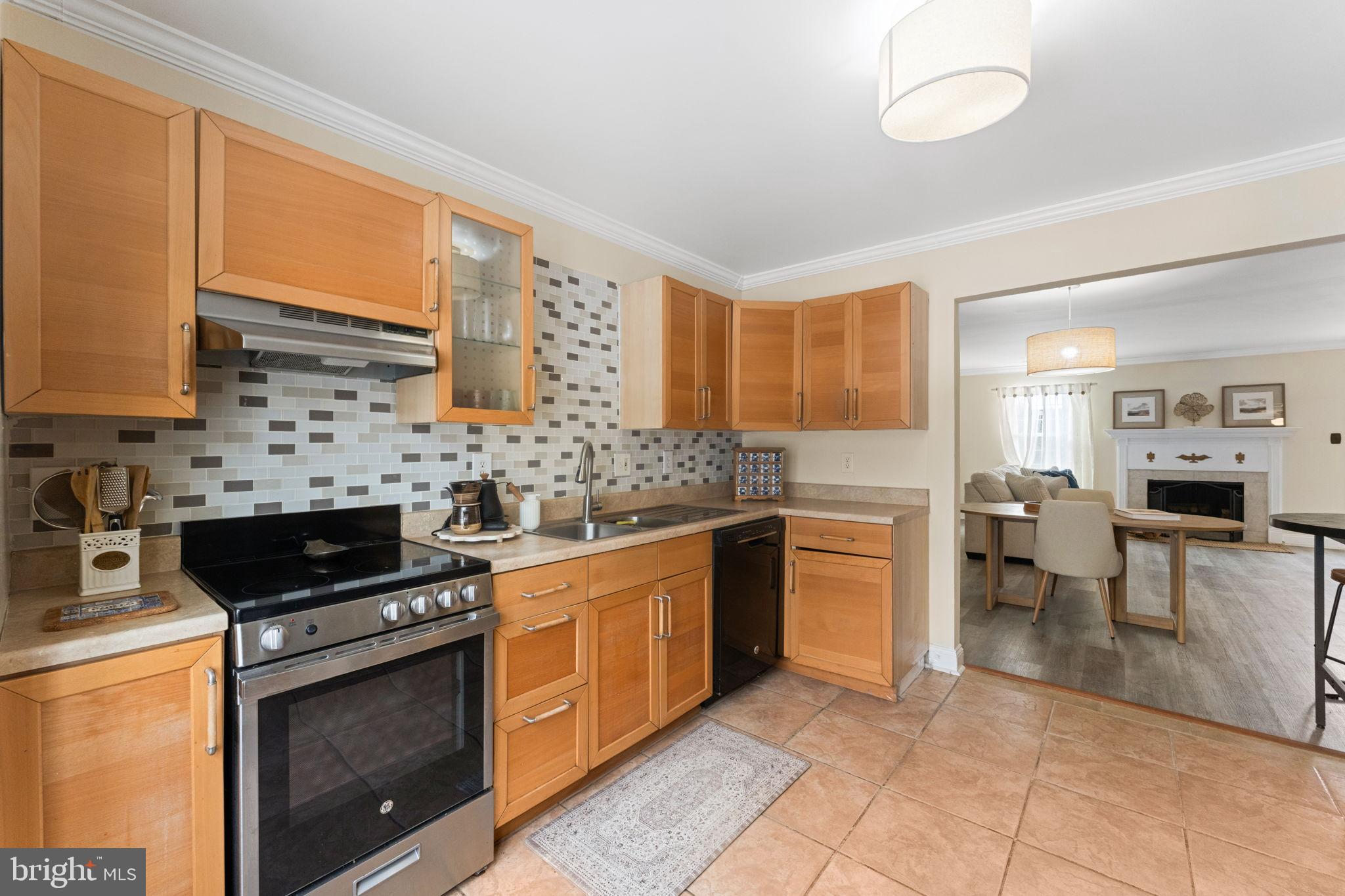 18310 Timko Lane, Unit 99 Germantown, MD 20874 - Photo 5 of 33