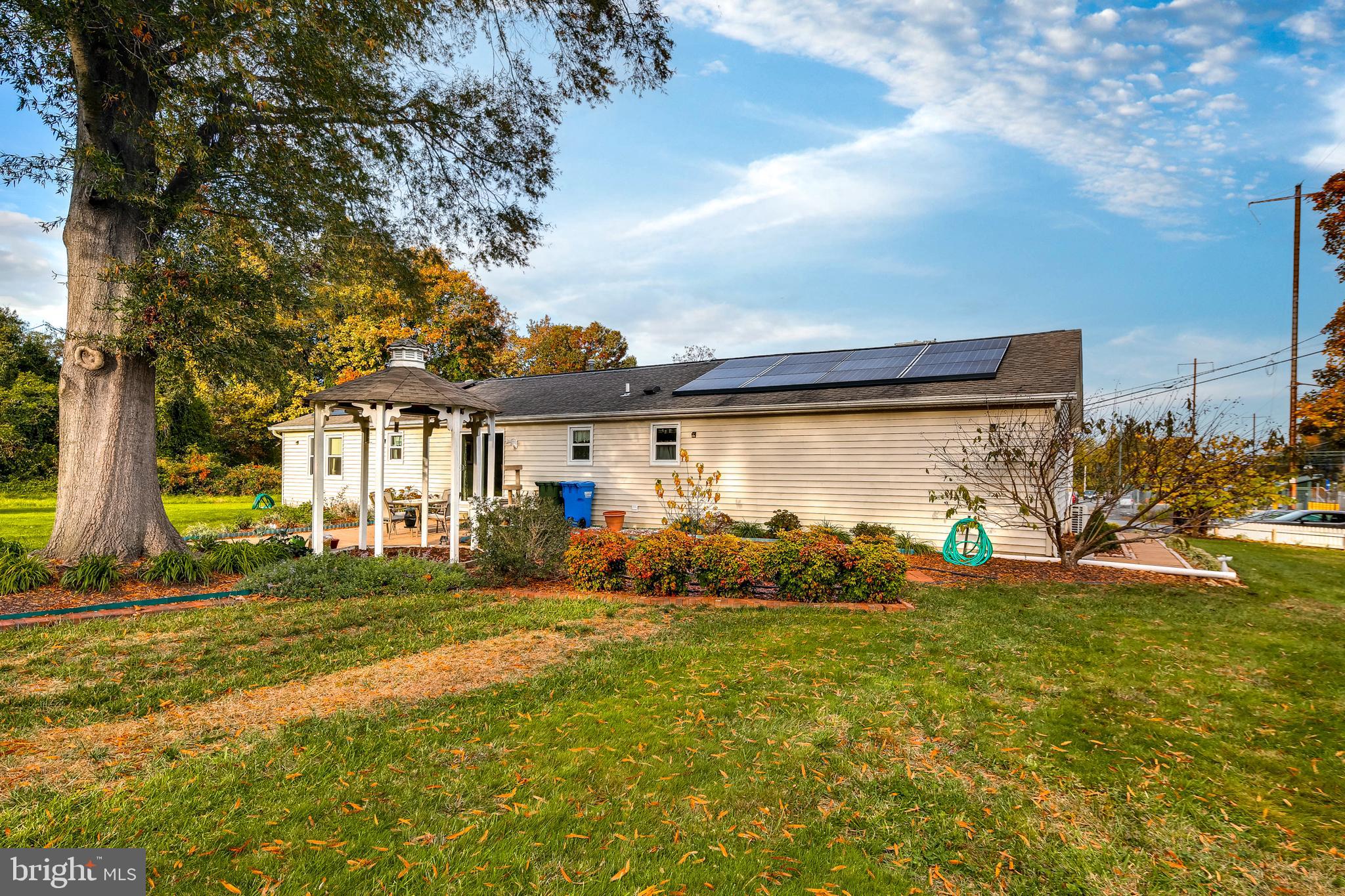 2114 Old Edgewood Road Edgewood, MD 21040 - Photo 4 of 29 New Roof, New Siding, New Gutters & More!