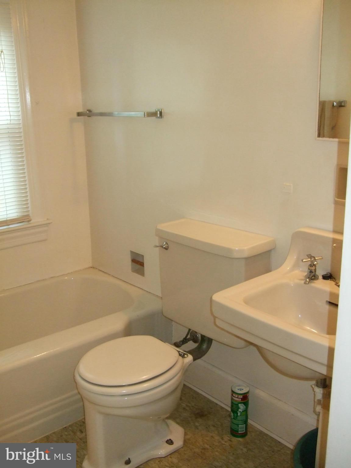 283 Bryarly Road Winchester, VA 22603 - Photo 21 of 30 Bath