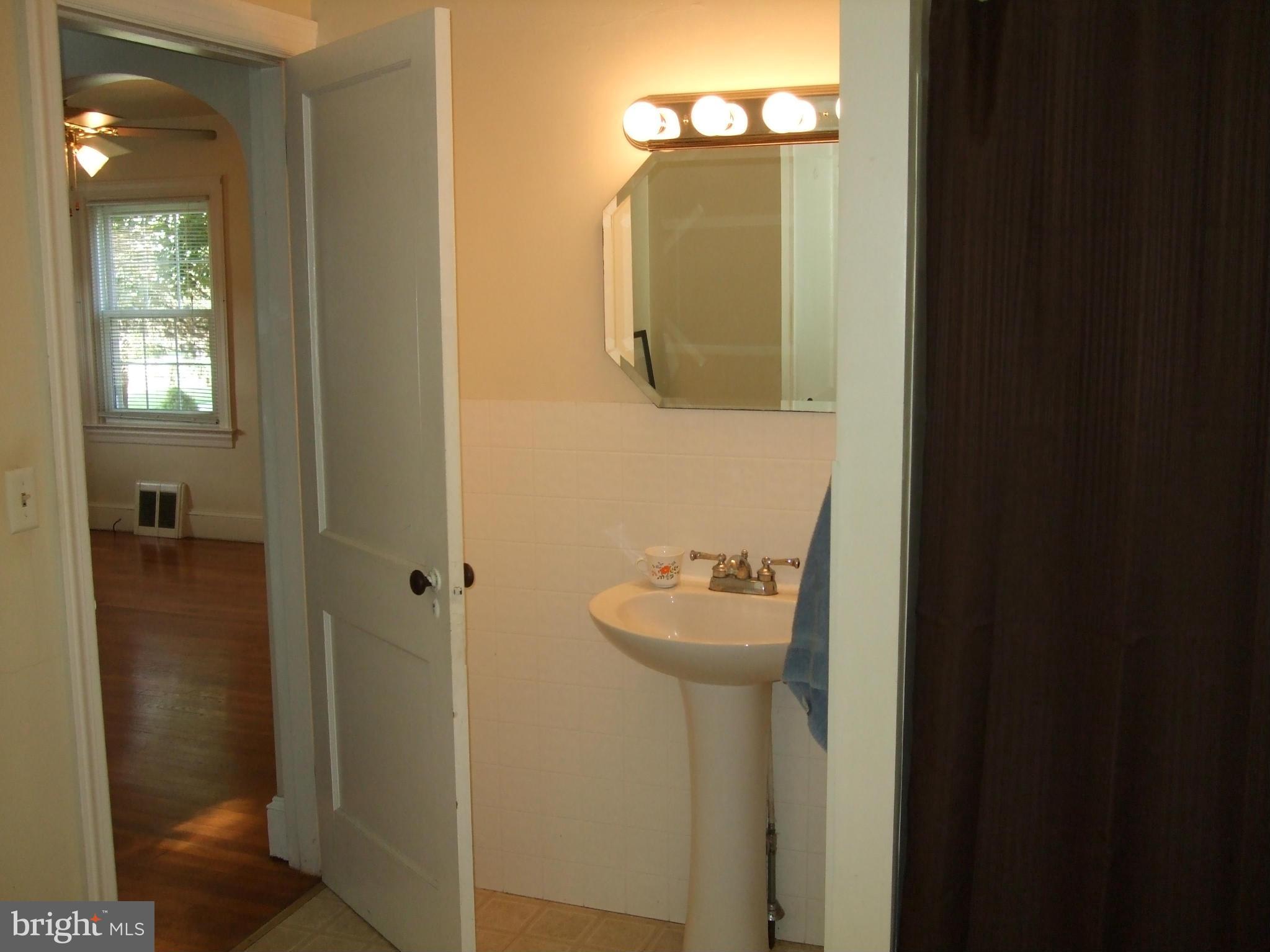 283 Bryarly Road Winchester, VA 22603 - Photo 23 of 30 Bath