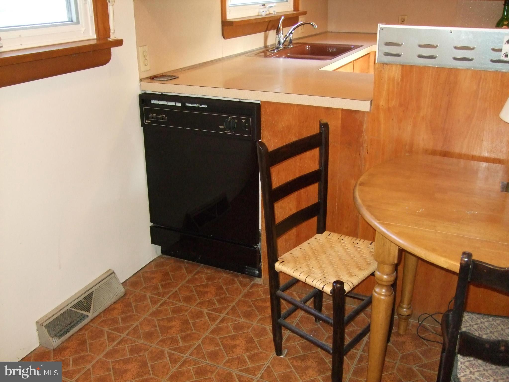 283 Bryarly Road Winchester, VA 22603 - Photo 7 of 30 Kitchen