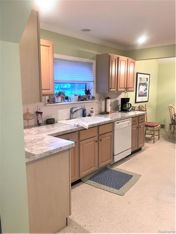 6218 Inkster Road Dearborn Heights, MI 48127 - Photo 24 of 52