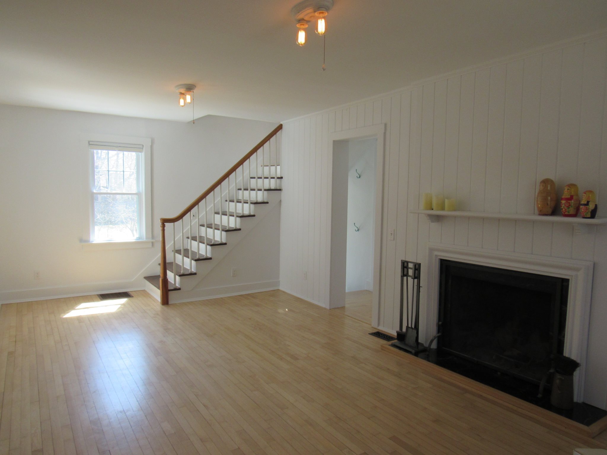 27 Staniford Road Burlington, VT 05408 - Photo 7 of 21 Gallery Image 7