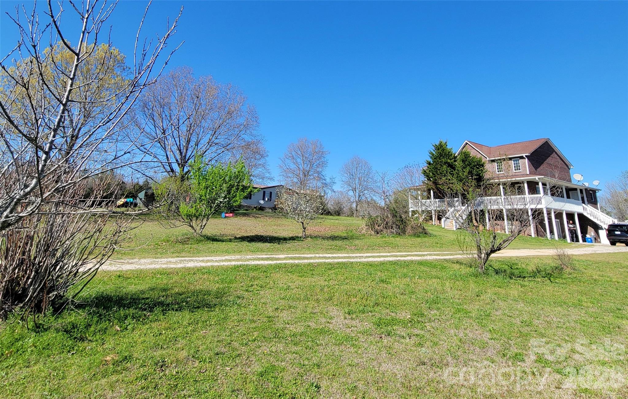 2980 Propst Road Clover, SC 29710 - Photo 8 of 40