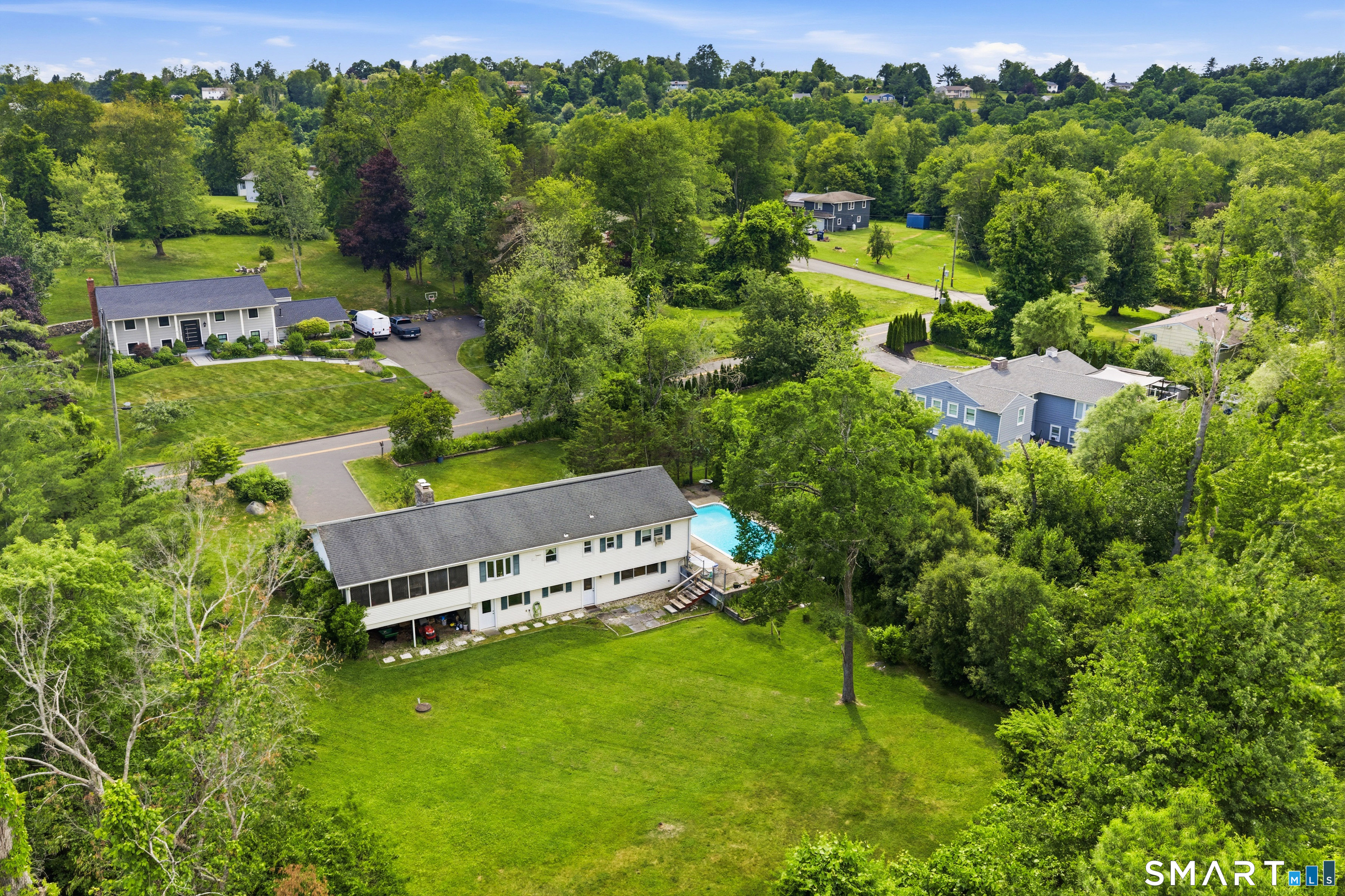 47 Tower Road Brookfield, CT 06804 - Photo 5 of 39