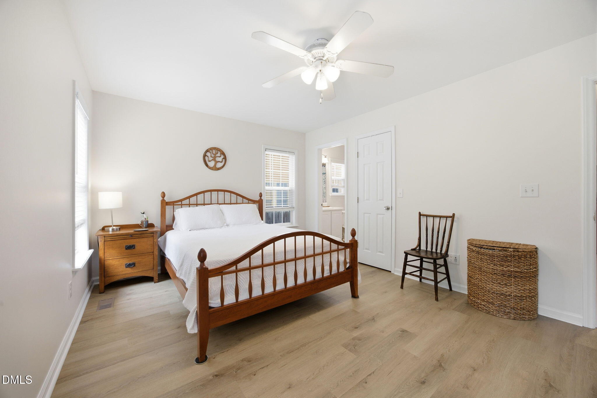 714 East Jones Street Raleigh, NC 27601 - Photo 13 of 48 23-web-or-mls-IMG_9544