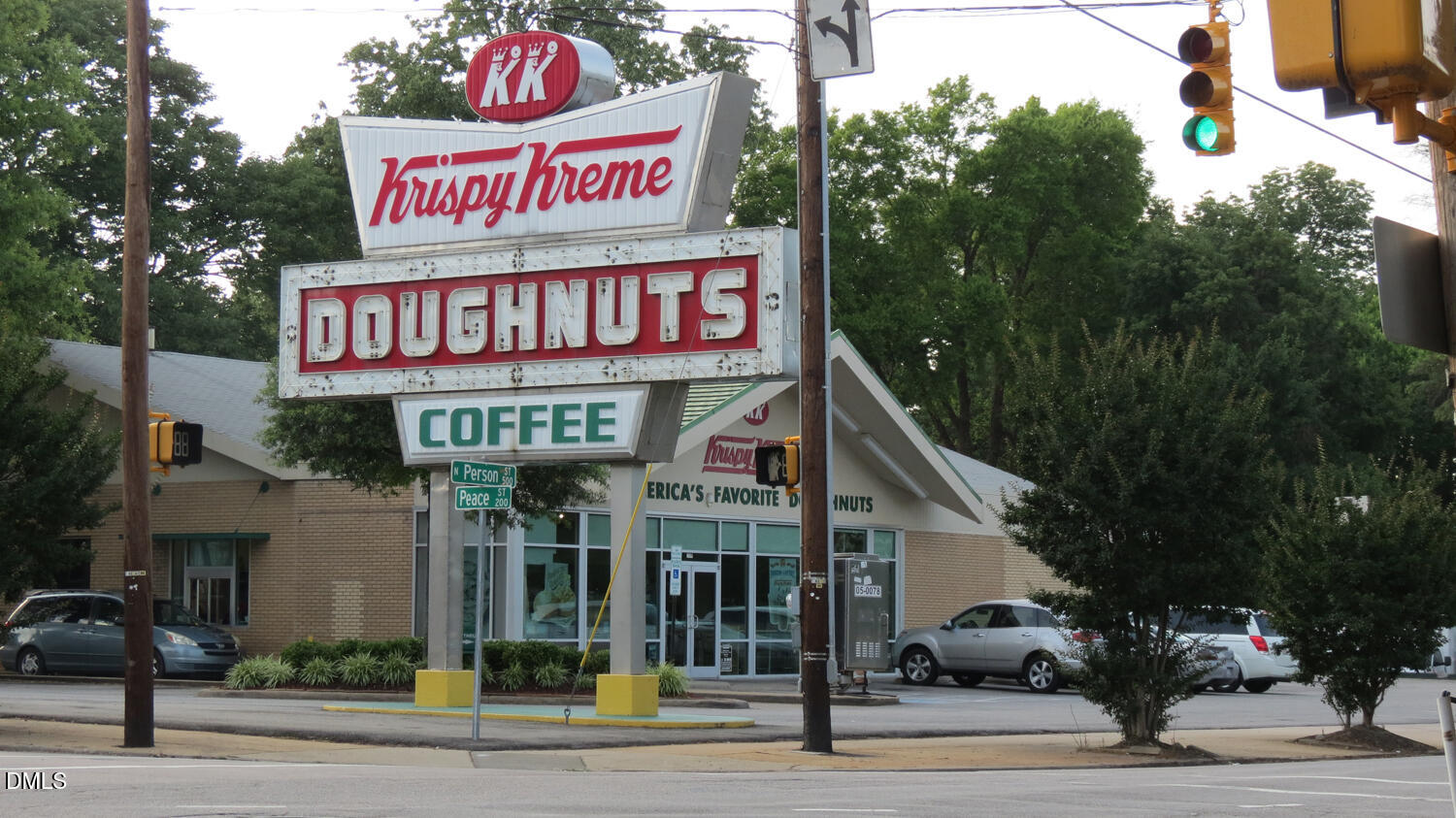 714 East Jones Street Raleigh, NC 27601 - Photo 31 of 48 17KrispyKreme (2)