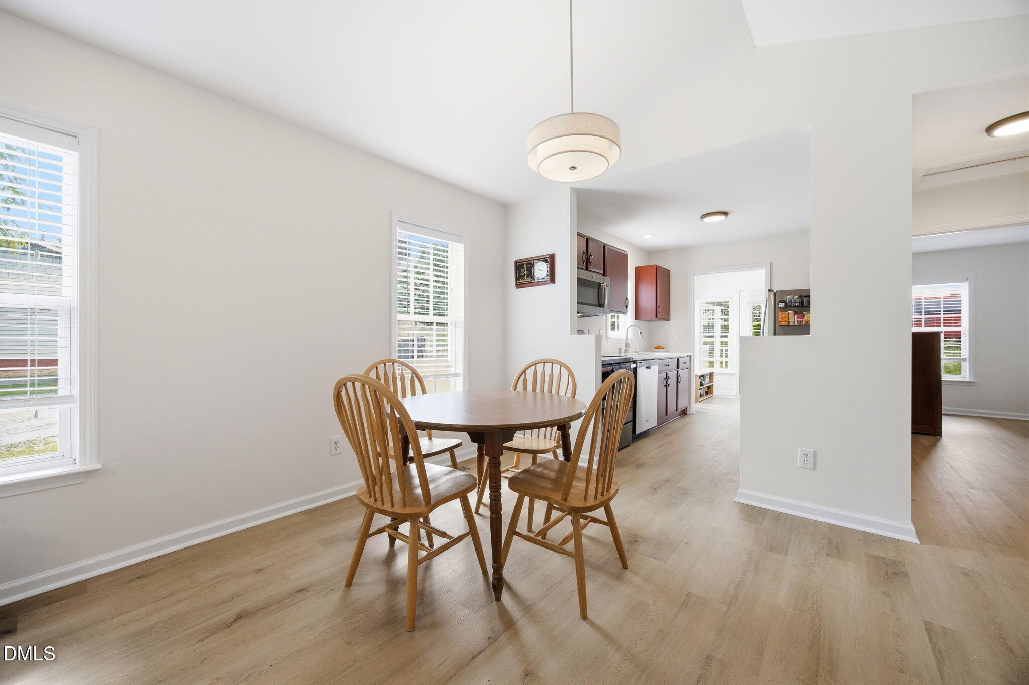714 East Jones Street Raleigh, NC 27601 - Photo 5 of 48 Great light!