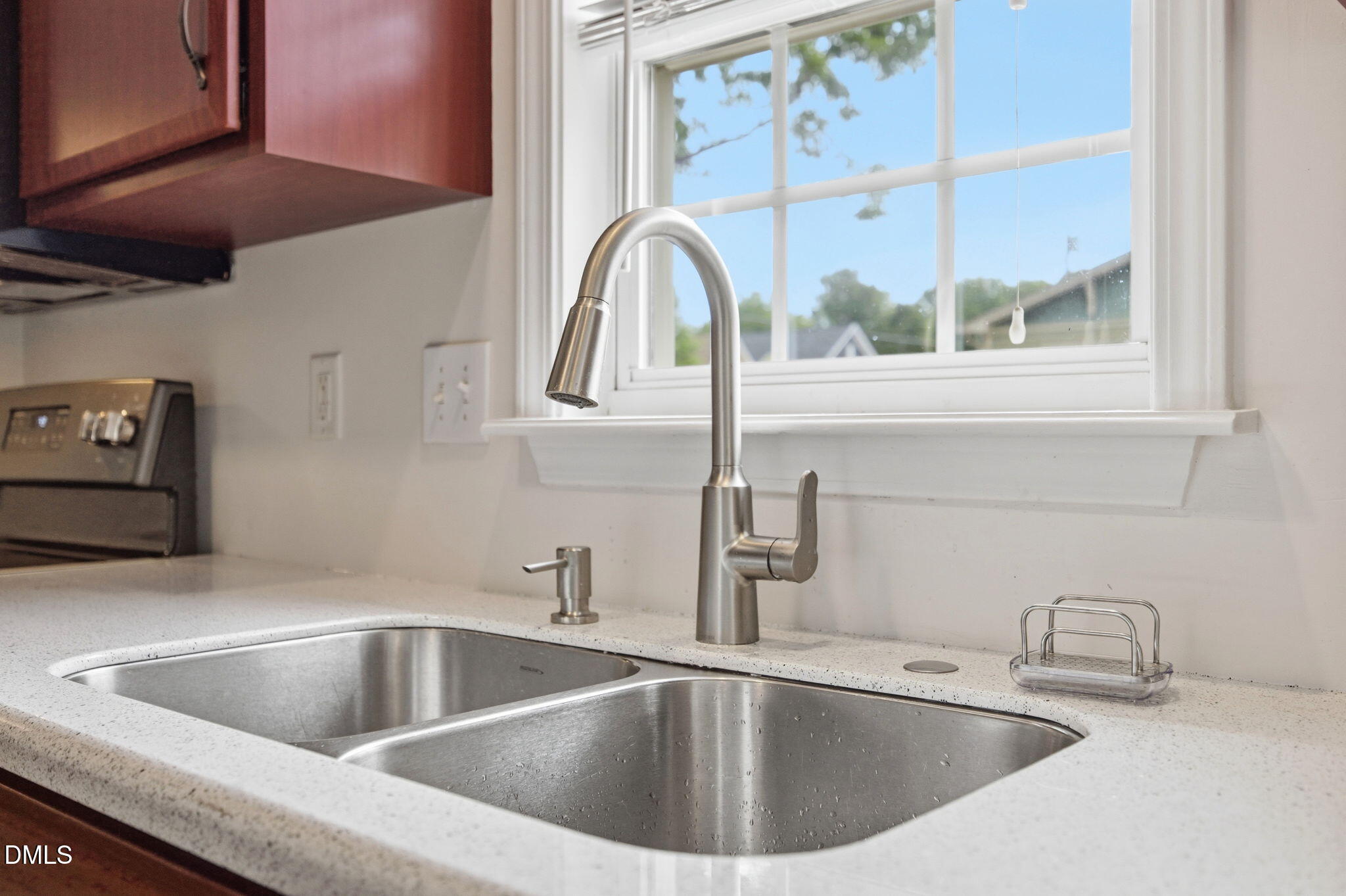 714 East Jones Street Raleigh, NC 27601 - Photo 9 of 48 38-web-or-mls-IMG_9592