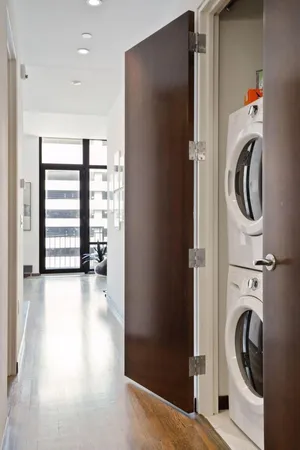 $3,495 | 201 South 11th Street, Unit 530, Minneapolis, MN 55403