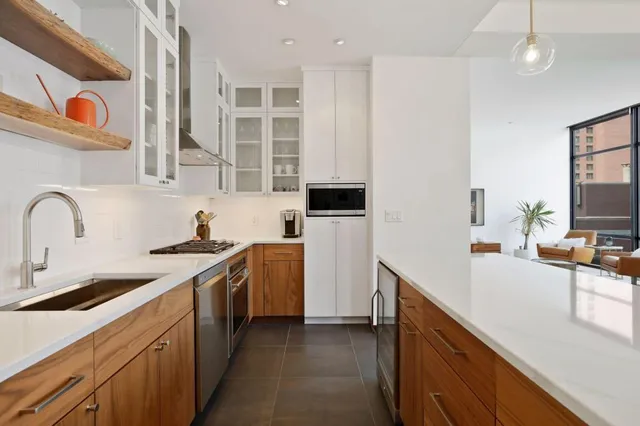 $3,495 | 201 South 11th Street, Unit 530, Minneapolis, MN 55403