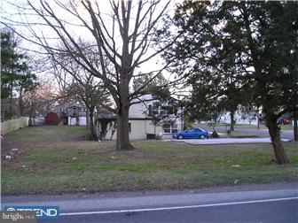 402 Yale Road North Glassboro, NJ 08028 - Photo 4 of 5