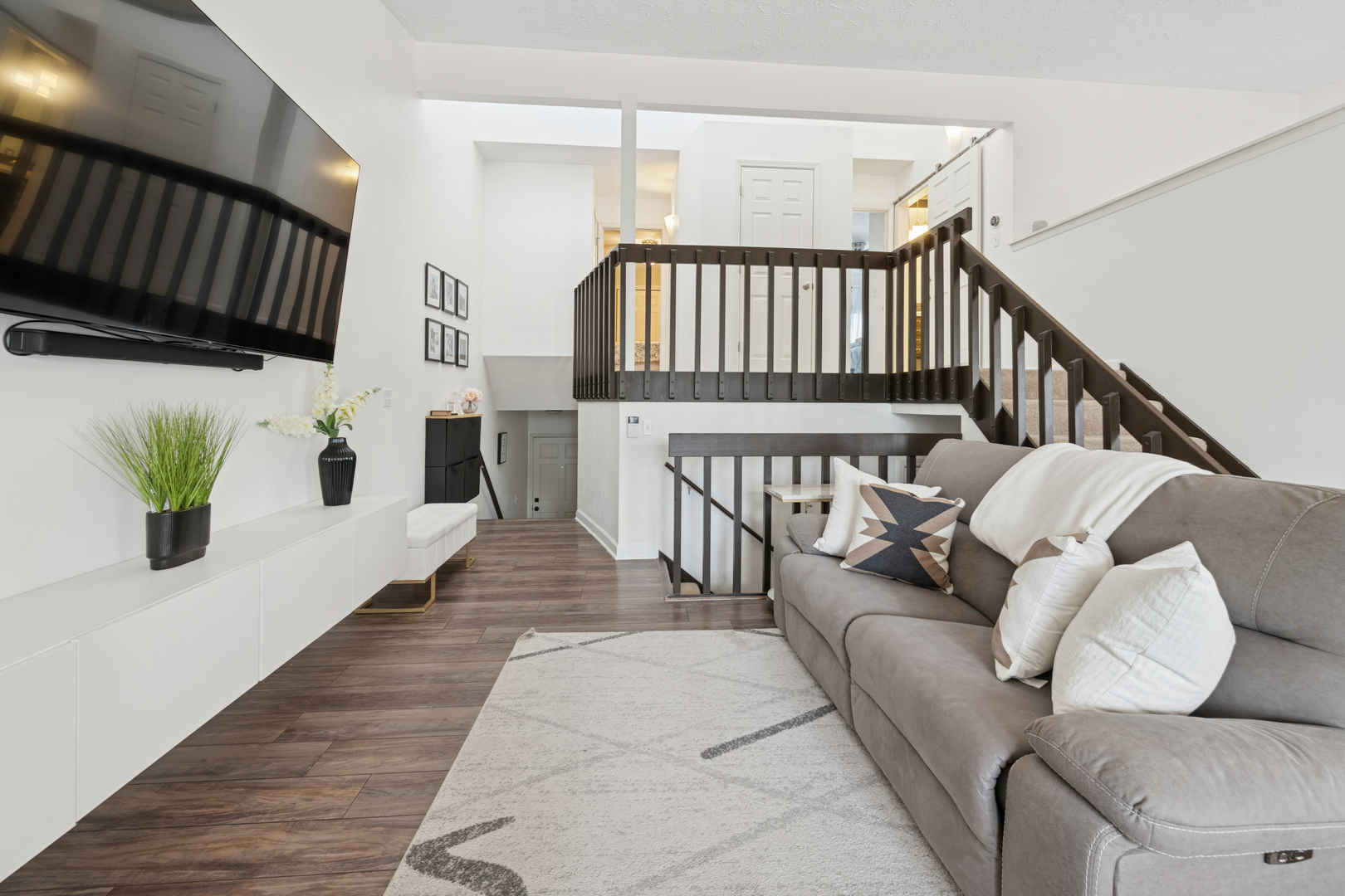 4657 High Point Drive, Unit 32 Rockford, IL 61114 - Photo 4 of 20