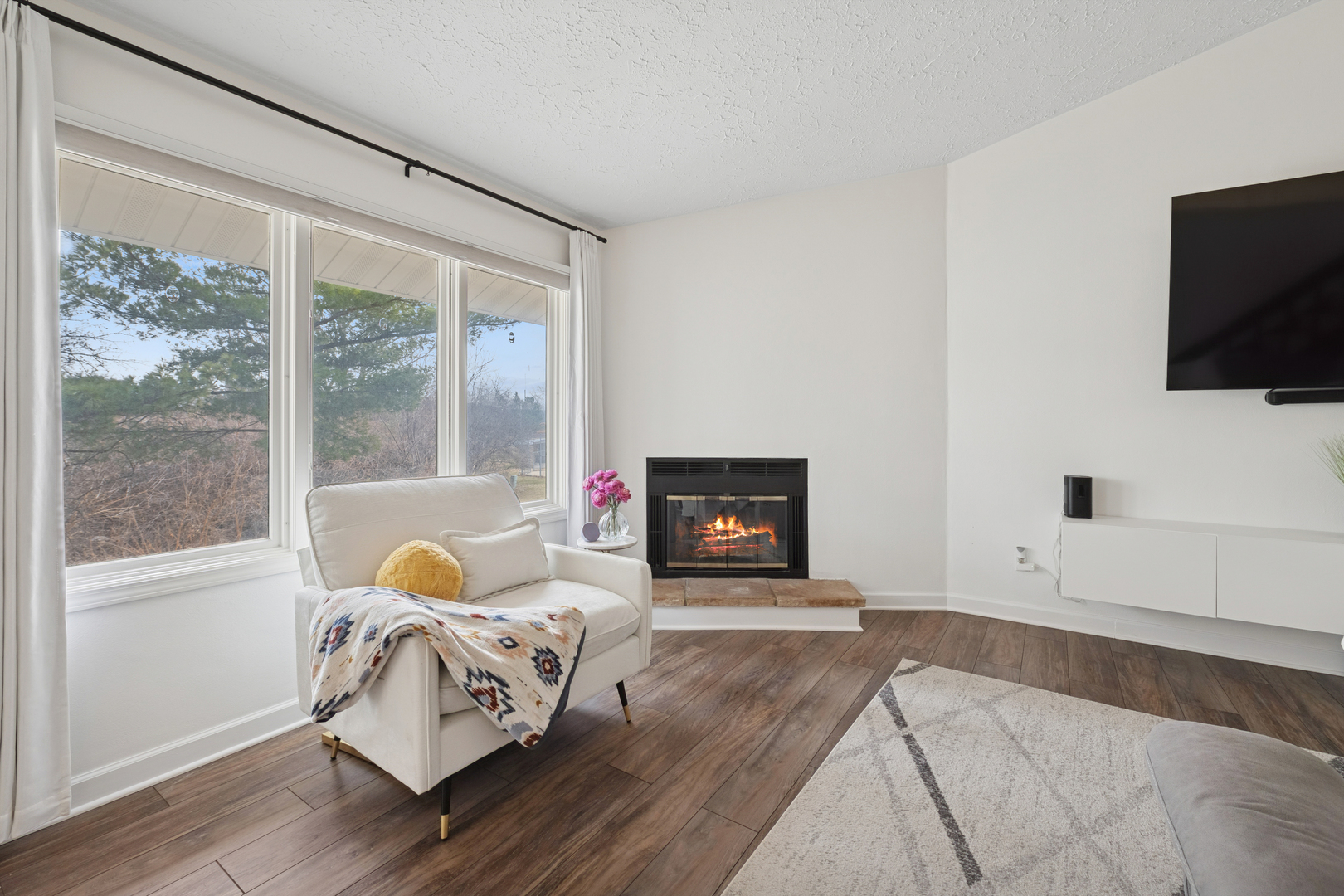 4657 High Point Drive, Unit 32 Rockford, IL 61114 - Photo 5 of 20