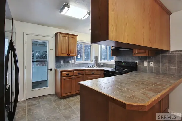 $345,000 | 1930 Burlwood Drive, Idaho Falls, ID 83402