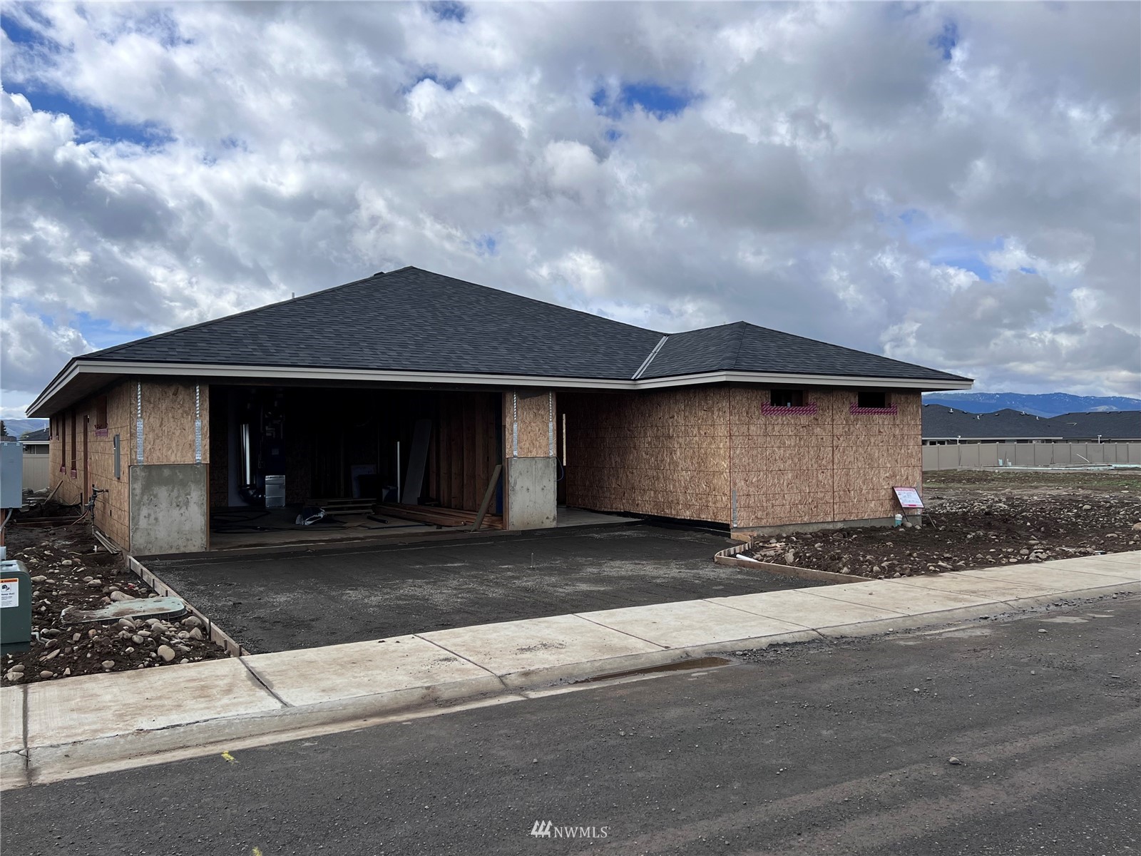 214 East Chinook Road Ellensburg, WA 98926 - Photo 2 of 17 Gallery Image 2